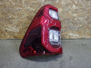 TOYOTA HILUX  фонарь задний левый 815610K700 2021г. арт.1185453