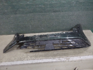 GEELY ATLAS  облицовка бампера переднего правая 6608105131 2024г. арт.1280508   Уценка