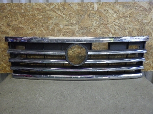 VOLKSWAGEN TOUAREG  облицовка радиатора 760853651KRYP 2019г. арт.1302458