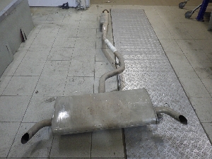 GEELY MONJARO  глушитель левый 6608025475 2024г. арт.1312050