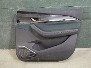 GEELY MONJARO обивка двери передней правой 6047262800E01 2023г. арт.1333865 Уценка