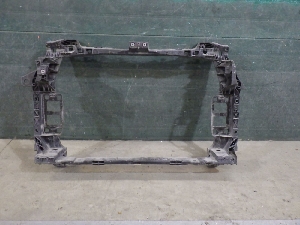 AUDI Q7  рамка радиаторов 4M0805594B 2019г. арт.1399403