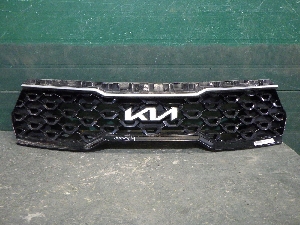 KIA SORENTO облицовка радиатора 86350P2500
2022г. арт.1400114 Уценка