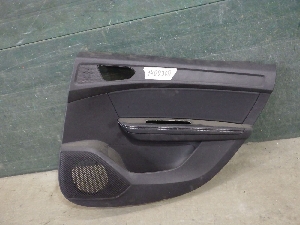 RENAULT ARKANA  обивка двери задней правой 829A00966R 2019г. арт.1400360   Уценка