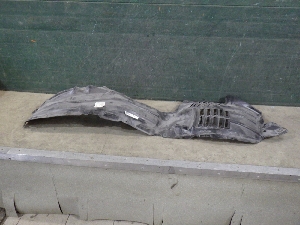 TOYOTA LAND CRUISER 200  подкрылок передний левый TY5641AR 2016г. арт.1407161