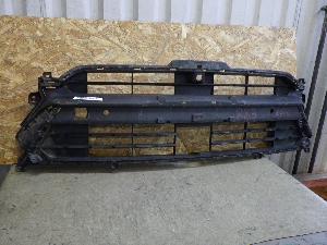 GEELY TUGELLA  решетка бампера переднего центральная 6010110000 2023г. арт.1424039   Уценка