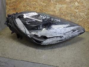 PORSCHE CAYENNE  фара правая 9Y0941078N 2021г. арт.1428441 LED  Уценка