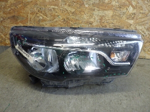 ВАЗ ВЕСТА  фара правая 8450006952 2019г. арт.1431890 галоген