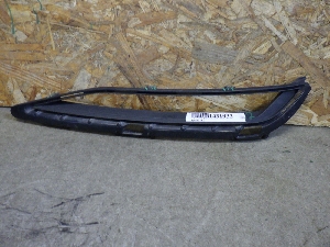 AUDI Q7  молдинг бампера переднего правый 4M0807158A 2019г. арт.1431932   Уценка