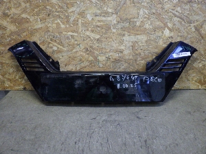 NISSAN QASHQAI  облицовка радиатора 62070HV01A
 2019г. арт.1437346   Уценка