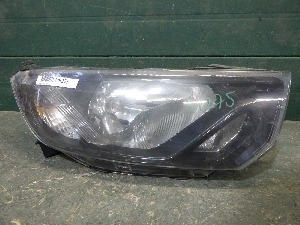 ВАЗ 2194  фара правая 8460018775 2021г. арт.1439275 галоген