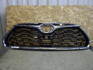TOYOTA HIGHLANDER  решетка облицовки радиатора 531010E340 2021г. арт.1439946