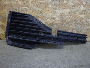 GEELY MONJARO  решетка бампера переднего правая 6010177300 2023г. арт.1440356