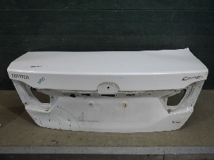 TOYOTA CAMRY  крышка багажника 6440106C80 2015г. арт.1441454