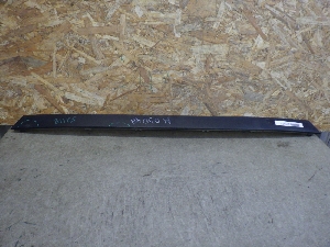 LAND ROVER RANGE ROVER VELAR  молдинг бампера переднего центральный LR093507 2020г. арт.1452118