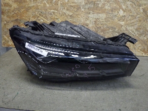 GEELY MONJARO  фара правая 7051047400 2024г. арт.1458736 LED