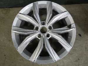 VOLKSWAGEN TIGUAN  диск колеса заднего левого 5NA601025B8Z8 2019г. арт.1461723