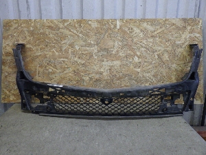 MERCEDES ML CLASS решетка бампера переднего центральная A1668852065 2014г. арт.1461821