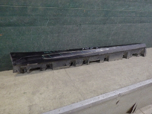 MERCEDES GLE Coupe накладка порога правого A16769862019999 2020г. арт.1481807