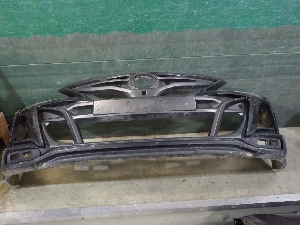 TOYOTA CAMRY облицовка бампера переднего KHACAM18F 2019г. арт.1491340 Уценка