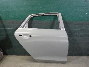 KIA K5 дверь задняя правая 77004L2000 2021г. арт.1491808 Уценка