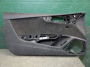 AUDI A5 обивка двери передней левой 8W6867103CWFA 2020г. арт.1498657