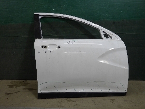 ВАЗ ВЕСТА дверь передняя правая 2023г. арт.1578511 Уценка