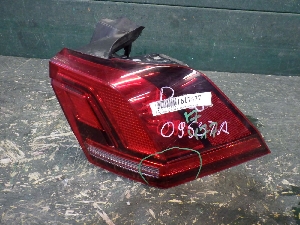 VOLKSWAGEN TIGUAN фонарь задний правый наружный 5NA945096E 2021г. арт.1617477