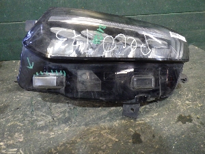 GEELY TUGELLA фара левая 7051026800 2023г. арт.1621174 LED