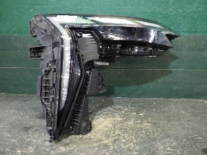 GEELY ATLAS фара правая 7051051200 2024г. арт.1633594 LED