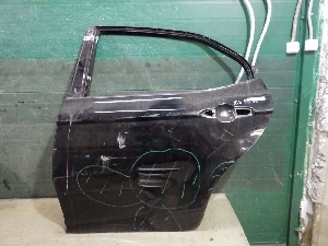 TOYOTA CAMRY дверь задняя левая 6700406320 2020г. арт.1635995