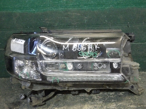 TOYOTA LAND CRUISER 200 фара правая 8110560P40 2020г. арт.1651600 LED