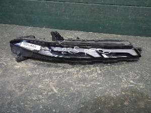 BMW X7 фонарь дневного ходового света правый 63115A9CFA4 2023г. арт.1658702